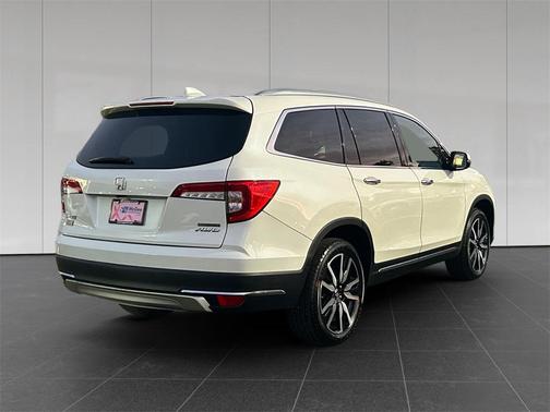 2019 Honda Pilot Touring 8-Passenger