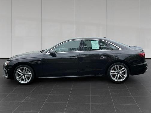 2024 Audi A4 45 S line Premium Plus