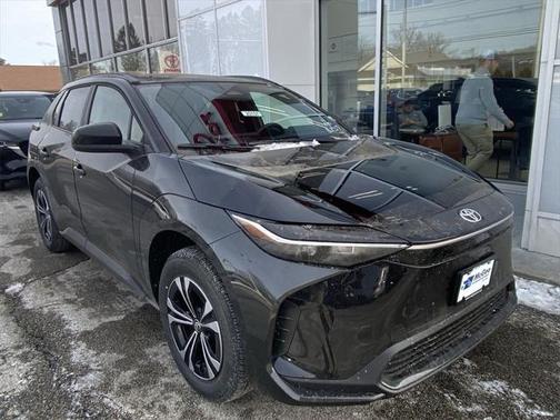 2025 Toyota bZ4X XLE