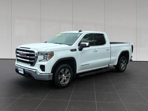 Summit White 2021 GMC Sierra 1500 SLE