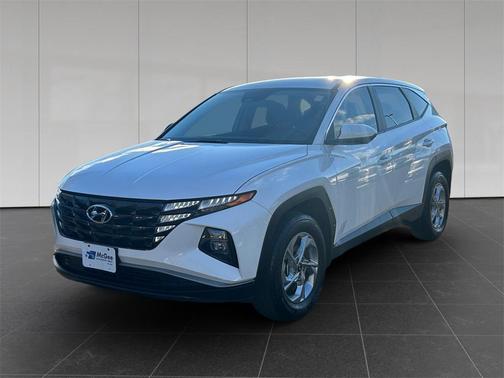 2023 Hyundai TUCSON SE