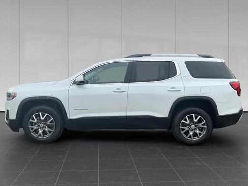 2022 GMC Acadia AWD SLT