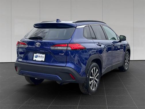2024 Toyota Corolla Cross XLE