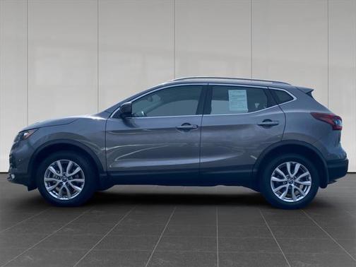 2022 Nissan Rogue Sport SV