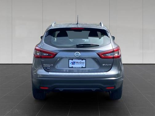 2022 Nissan Rogue Sport SV