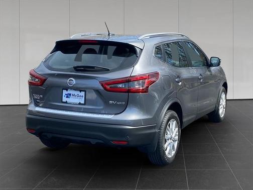 2022 Nissan Rogue Sport SV