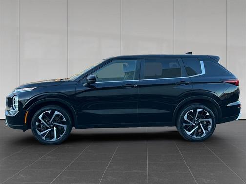 2024 Mitsubishi Outlander SE Black Edition S-AWC