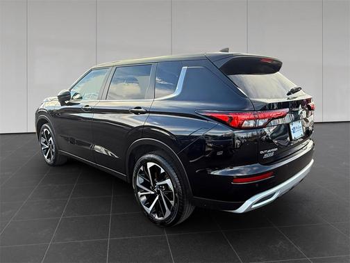 2024 Mitsubishi Outlander SE Black Edition S-AWC