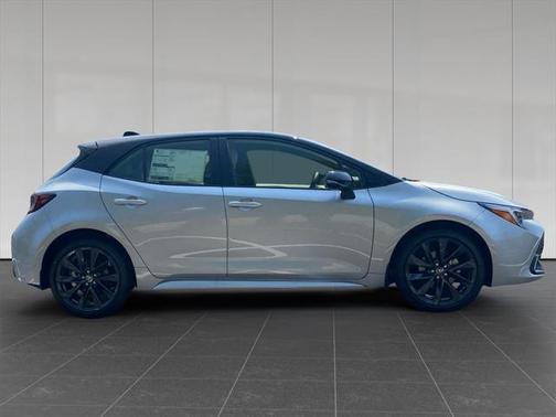 2025 Toyota Corolla XSE