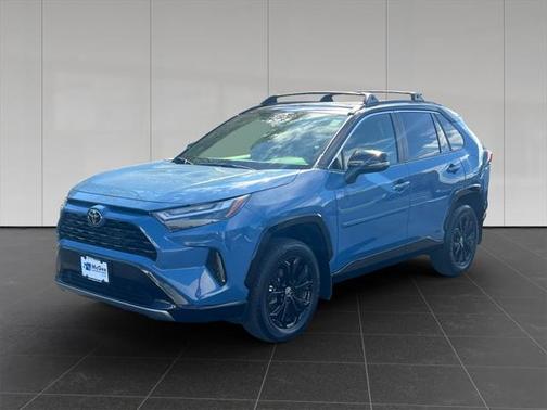 2025 Toyota RAV4 Hybrid SE