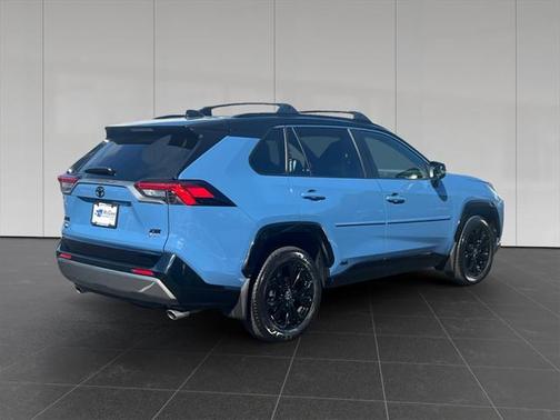 2025 Toyota RAV4 Hybrid SE