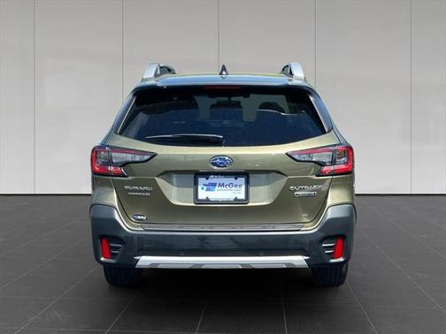 2022 Subaru Outback Touring