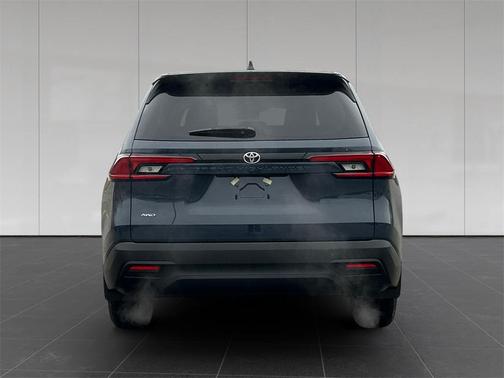 2026 Toyota Highlander LE