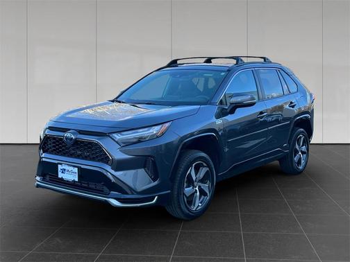 2024 Toyota RAV4 Prime SE