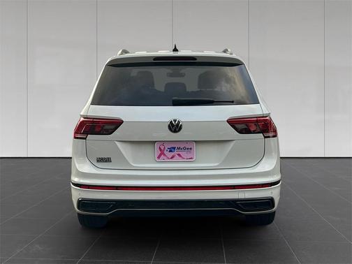 2022 Volkswagen Tiguan 2.0T SE R-Line Black 4MOTION
