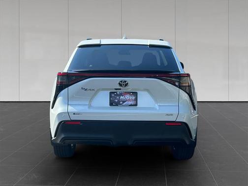2025 Toyota bZ4X XLE