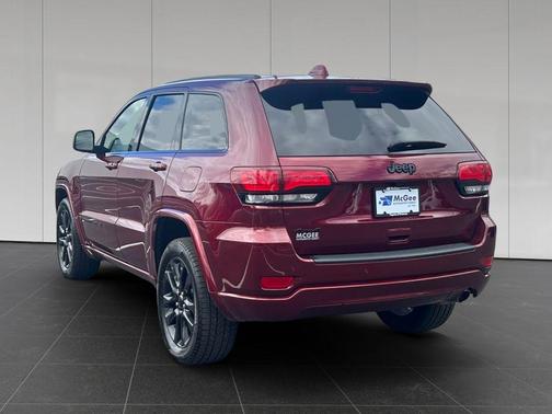 Velvet Red Pearlcoat 2021 Jeep Grand Cherokee Laredo