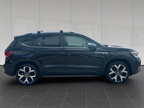 2022 Volkswagen Taos 1.5T SEL