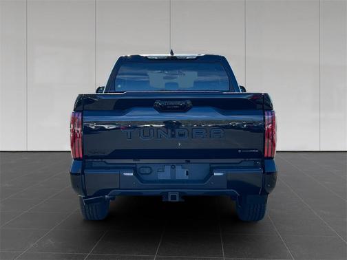 2026 Toyota Tundra Hybrid Platinum