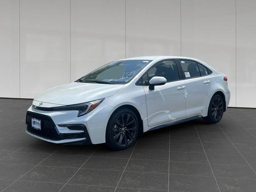 Wind Chill Pearl 2026 Toyota Corolla Hybrid SE
