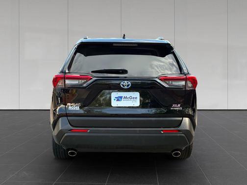 Midnight Black Metallic 2020 Toyota RAV4 Hybrid XLE