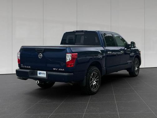 Deep Blue Pearl Metallic 2021 Nissan Titan SV