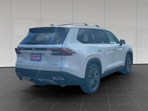 2026 Toyota Grand Highlander Hybrid Limited MAX