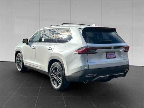 2026 Toyota Grand Highlander Hybrid Limited MAX