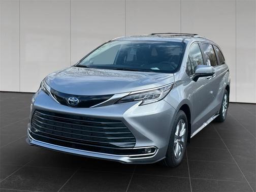 2025 Toyota Sienna Limited