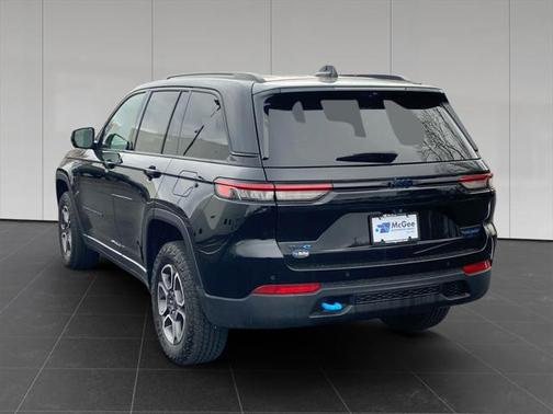 2022 Jeep Grand Cherokee 4xe Trailhawk