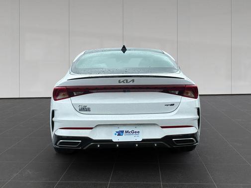 Glacial White Pearl 2022 Kia K5 GT-Line