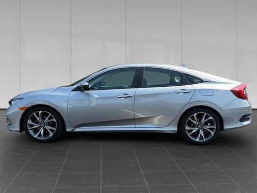 2019 Honda Civic Touring