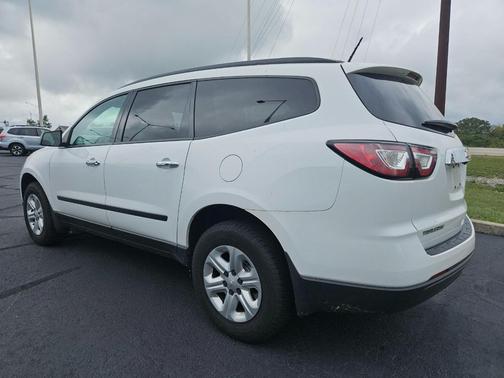 2017 Chevrolet Traverse LS