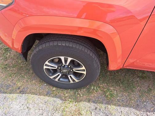 2016 Toyota Tacoma TRD Sport