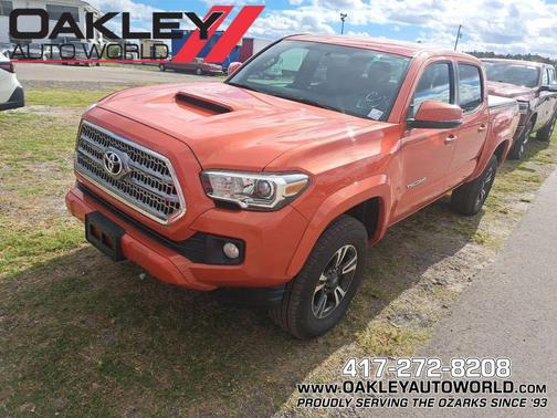 2016 Toyota Tacoma TRD Sport