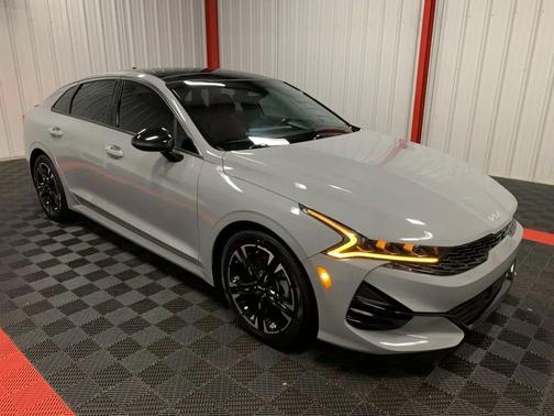 2022 Kia K5 GT-Line