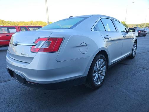 2010 Ford Taurus Limited
