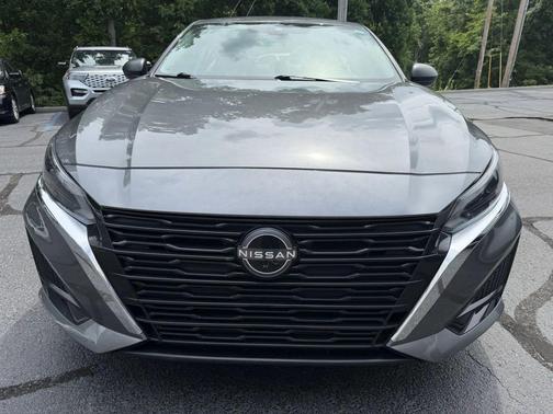 Gun Metallic 2025 Nissan Altima 2.5 SV