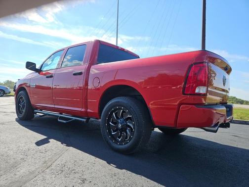 2016 RAM 1500 Tradesman/Express