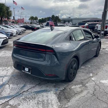 2025 Toyota Prius LE