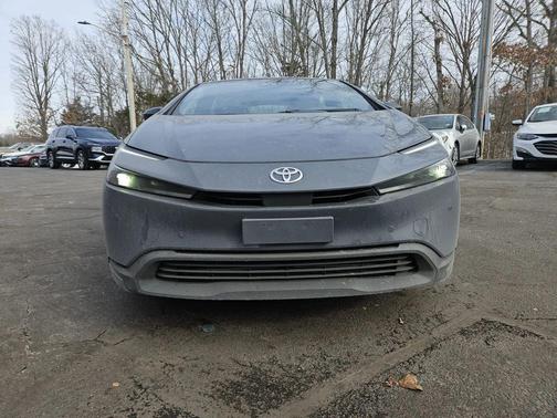 2025 Toyota Prius LE