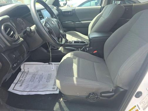 Ice Cap 2023 Toyota Tacoma SR