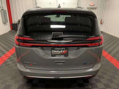 2021 Chrysler Pacifica Hybrid Touring L