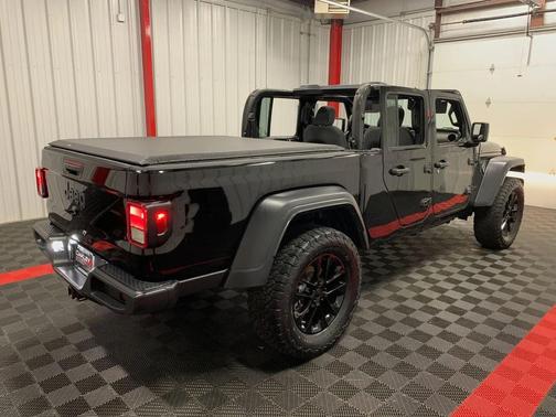 2023 Jeep Gladiator Sport