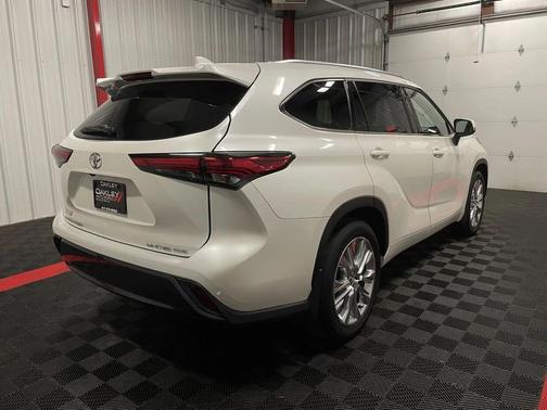 2020 Toyota Highlander Limited