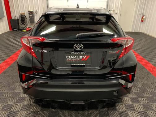 2018 Toyota C-HR XLE