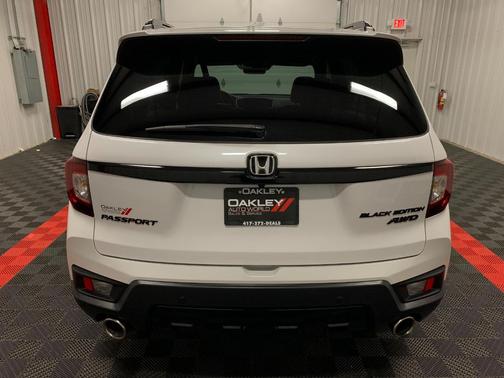 2024 Honda Passport AWD Black