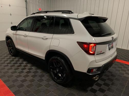 2024 Honda Passport AWD Black