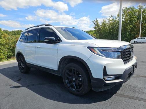 2024 Honda Passport AWD Black