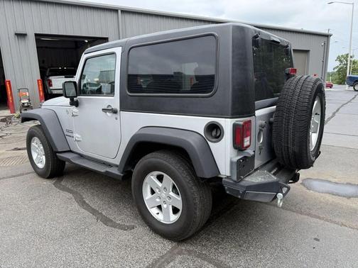 Bright Silver Metallic Clearcoat 2010 Jeep Wrangler Sport